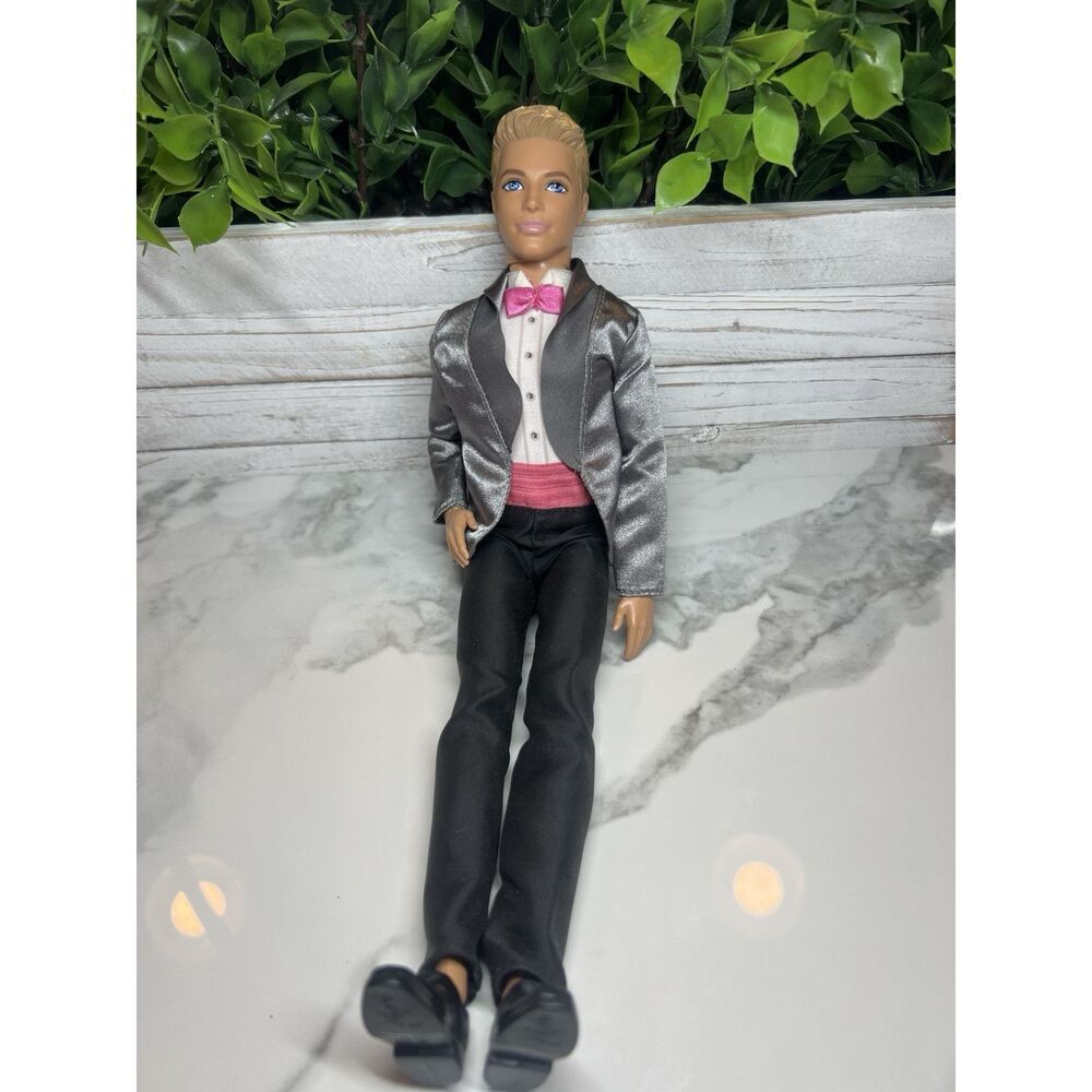 Barbie Fairytale‎ Groom Ken Doll in Tuxedo Blonde Molded Hair